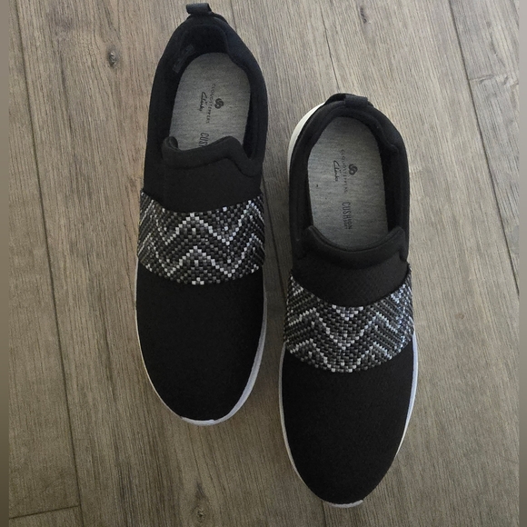 Clarks Women’s Cloudstepper Nova Way Size 9.5 - NEW Slip On Sneaker - Picture 3 of 6